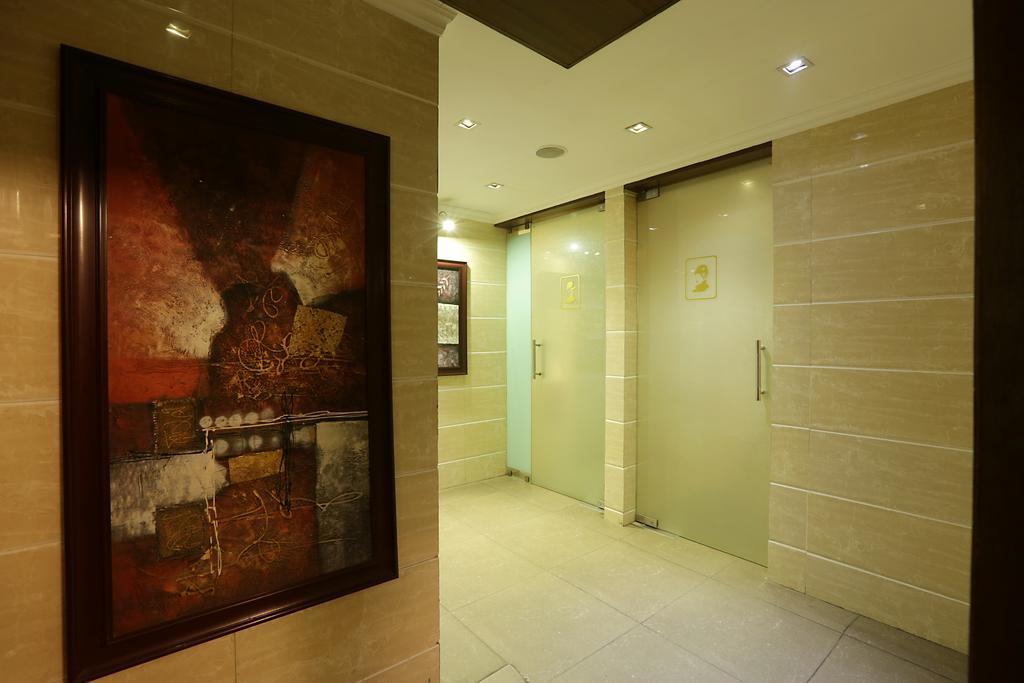 Hotel Corporate Regency Nueva Delhi Exterior foto