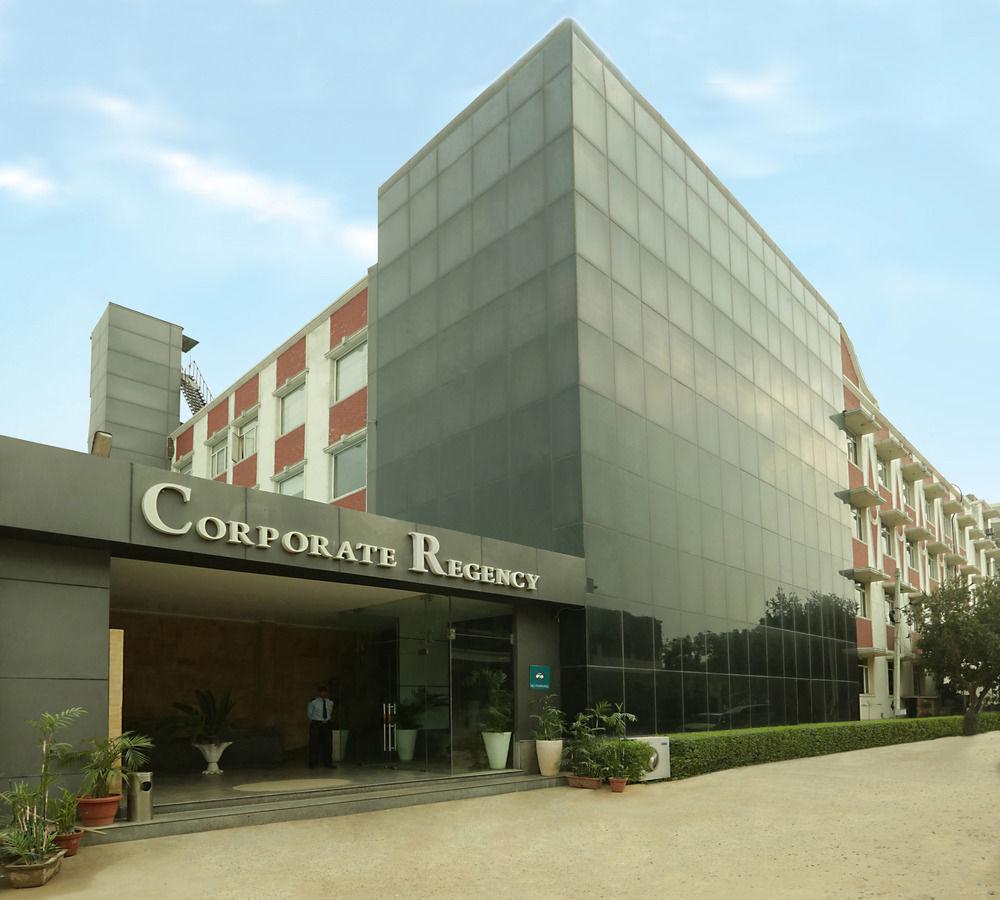 Hotel Corporate Regency Nueva Delhi Exterior foto