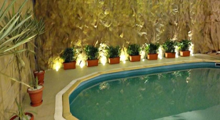 Hotel Corporate Regency Nueva Delhi Exterior foto