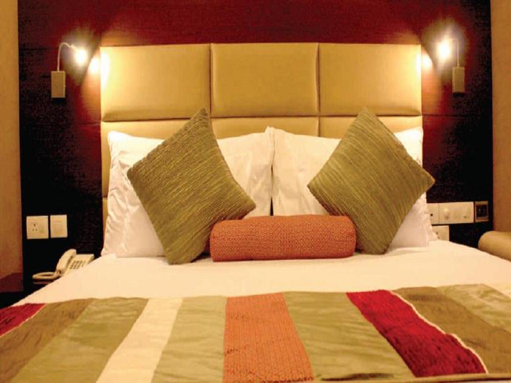 Hotel Corporate Regency Nueva Delhi Habitación foto